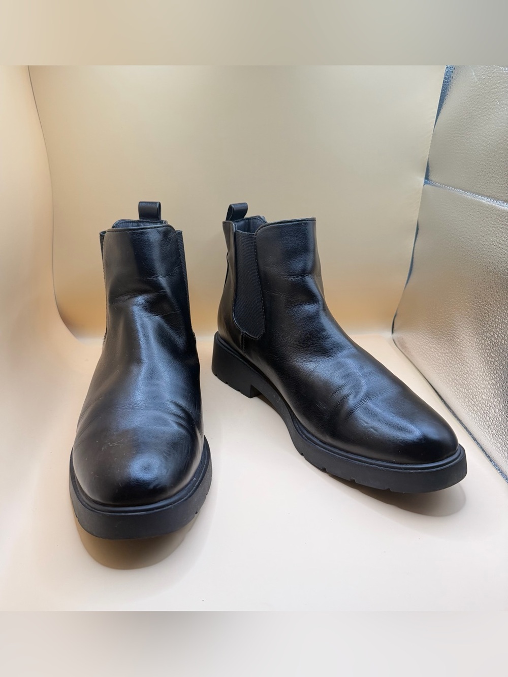Uniqlo Black Leather Chelsea Ankle Boots